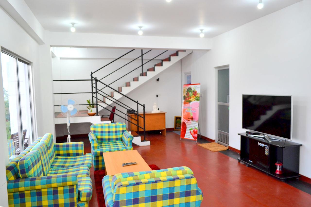 Olive Hill Top Hotel ฮาปูตาเล ภายนอก รูปภาพ