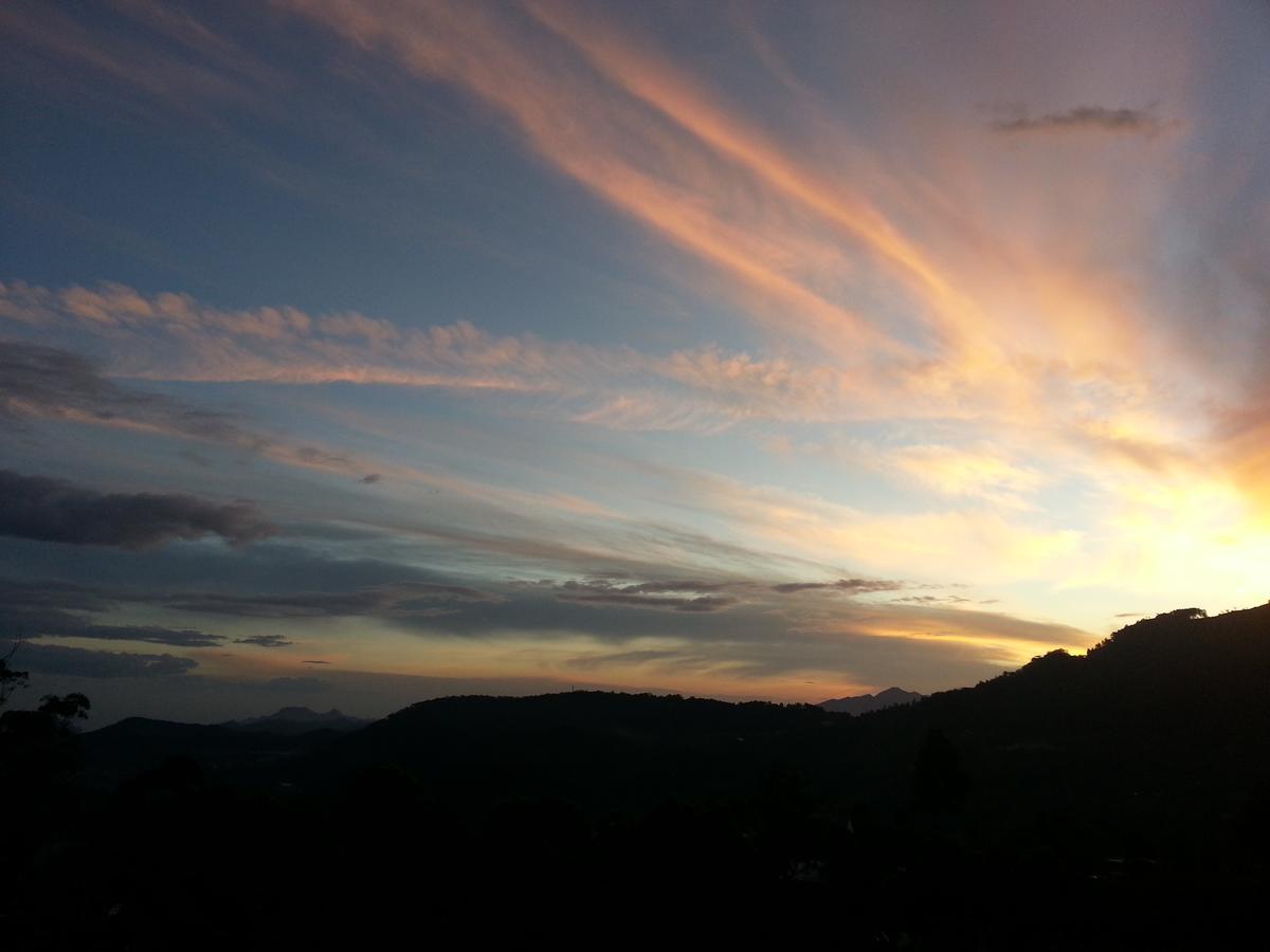 Olive Hill Top Hotel ฮาปูตาเล ภายนอก รูปภาพ